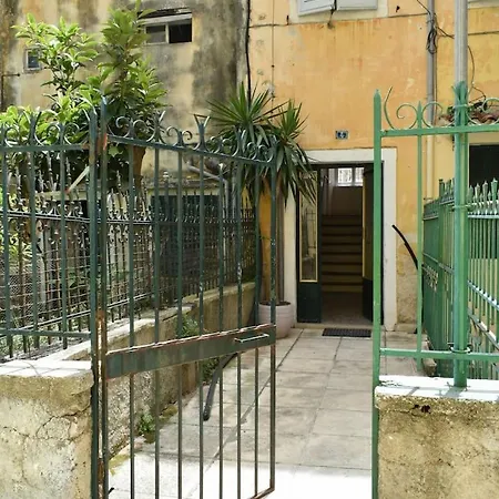 Cozy In The Heart Of The Historic Center Апартаменты Corfu (city)