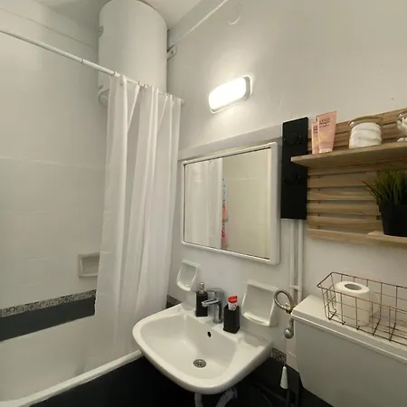 Cozy In The Heart Of The Historic Center Апартаменты *